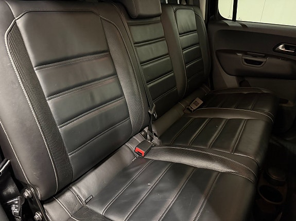 Volkswagen Amarok 10 of 19