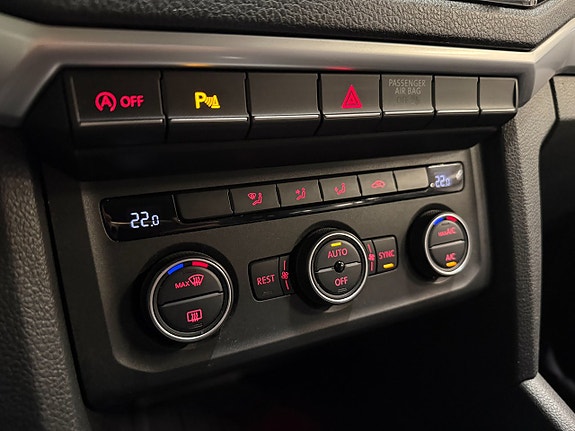 Volkswagen Amarok 14 of 19