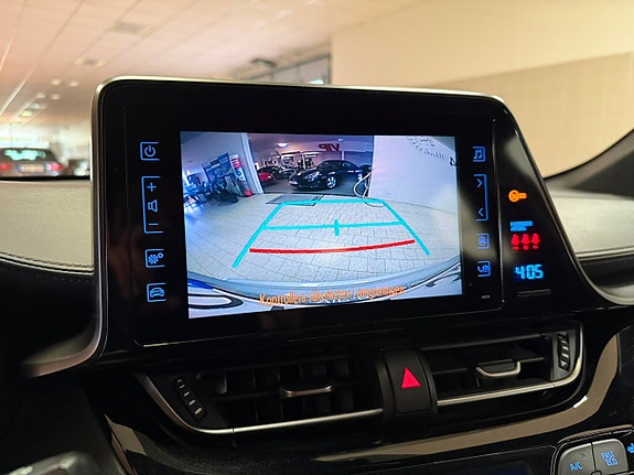 Toyota C-HR 23 of 24