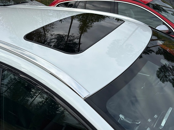 Volvo V60 Cross Country 12 of 30
