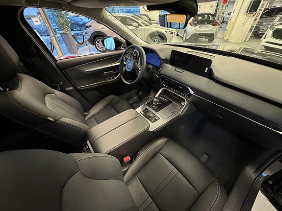 Mazda CX-60 6 of 7
