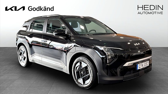 Kia EV3 3 of 12