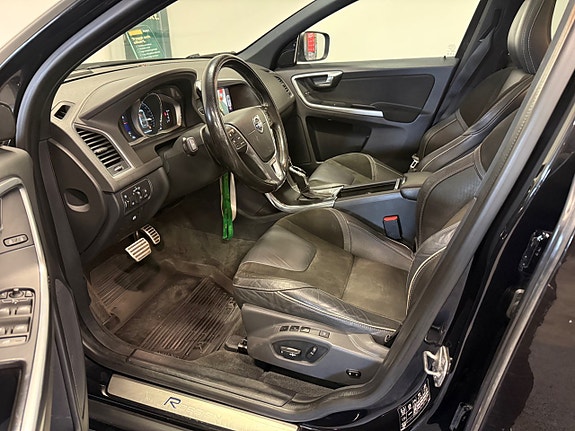 Volvo XC60 9 of 25