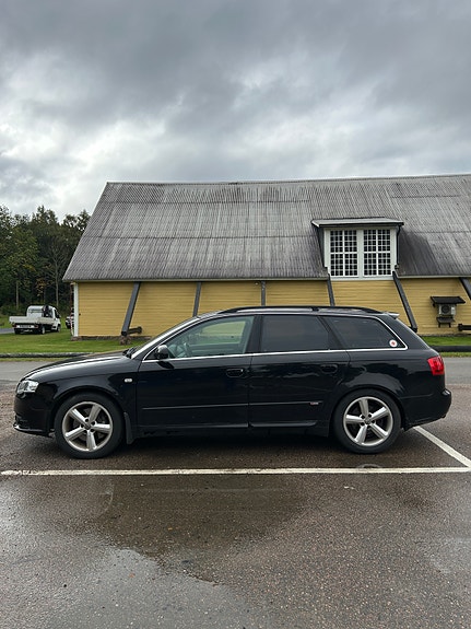 Audi A4 4 of 6