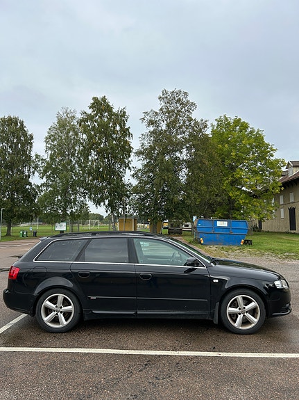 Audi A4 5 of 6