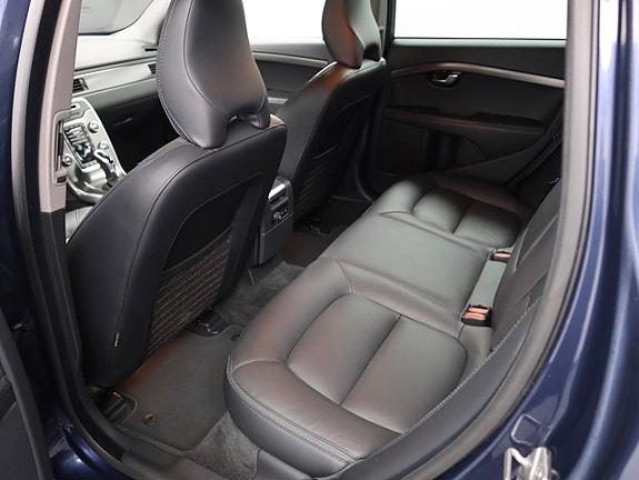 Volvo XC70 25 of 30