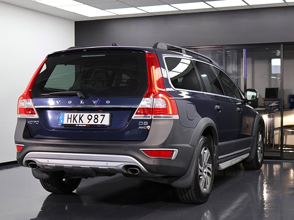 Volvo XC70 9 of 30