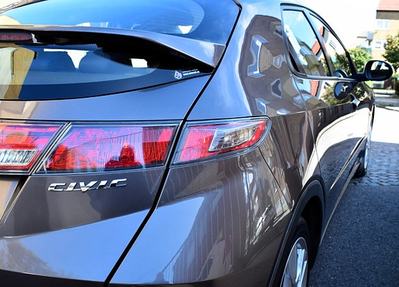 Honda Civic 7 of 10
