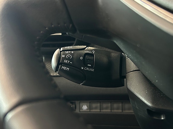 Peugeot 2008 20 of 27