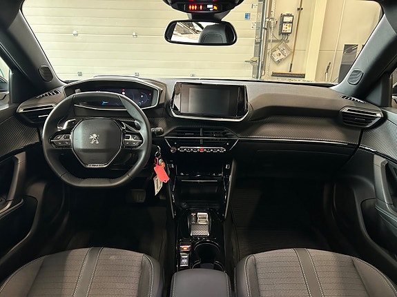 Peugeot 2008 14 of 27