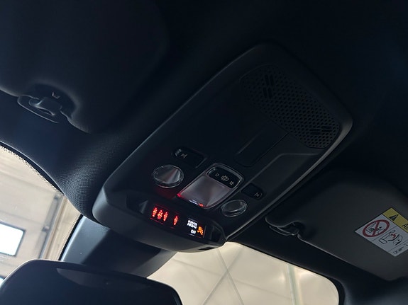 Peugeot 2008 26 of 27