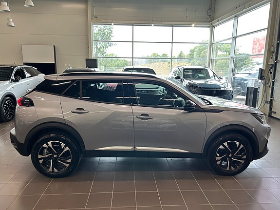 Peugeot 2008 8 of 27