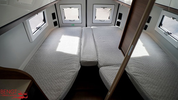 Rapido V68 15 of 21