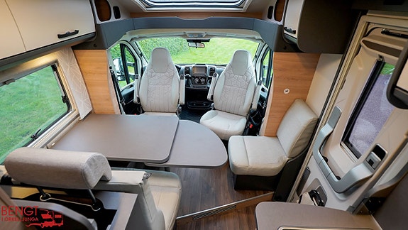 Knaus LIVE TI PLATINUM SELECTION 650 MEG 6 of 21