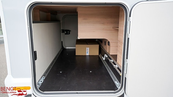 Knaus LIVE TI PLATINUM SELECTION 650 MEG 3 of 21