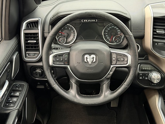 Dodge RAM 1500 18 of 30