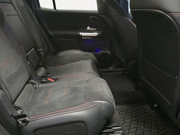 Mercedes-Benz EQB350 17 of 22
