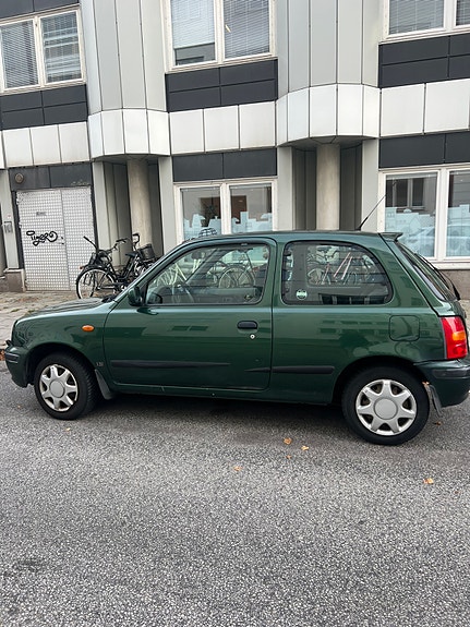 Nissan Micra 2 of 6