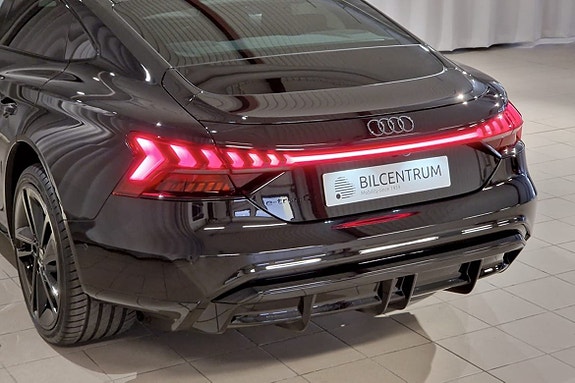 Audi e-tron GT 7 of 25