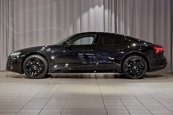 Audi e-tron GT 8 of 25