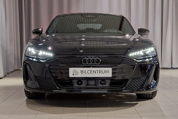 Audi e-tron GT 2 of 25