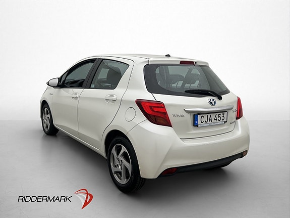 Toyota Yaris 5 of 30