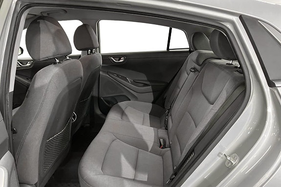 Hyundai IONIQ 7 of 13
