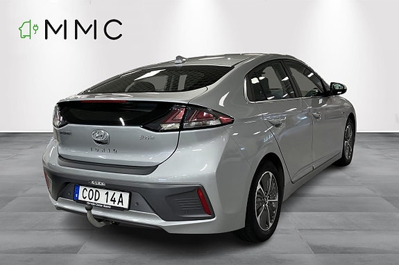 Hyundai IONIQ 2 of 13