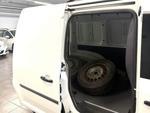 Volkswagen Caddy 15 of 15