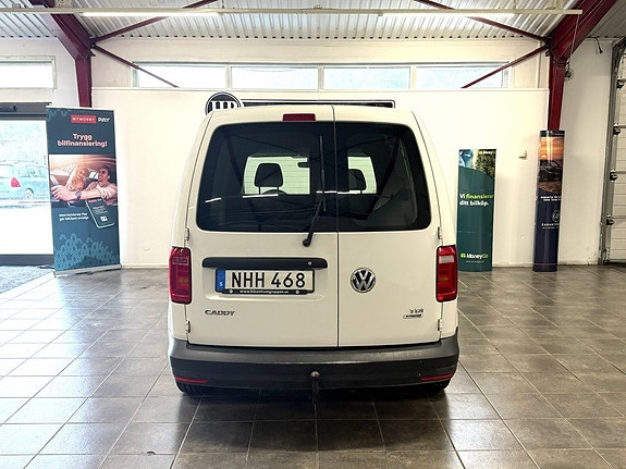 Volkswagen Caddy 8 of 15