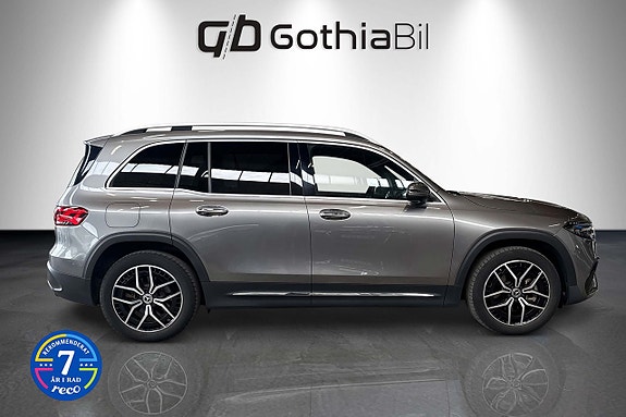 Mercedes-Benz EQB300 8 of 30