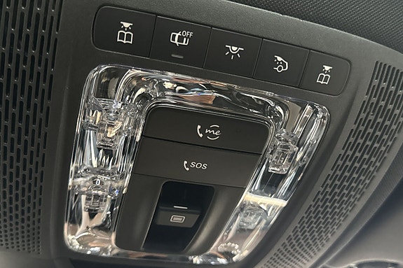 Mercedes-Benz EQB300 21 of 30