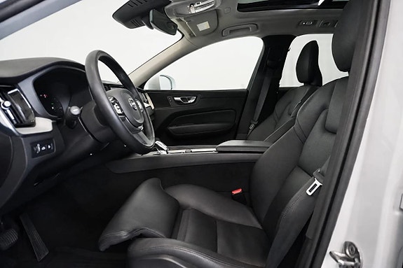 Volvo XC60 19 of 23