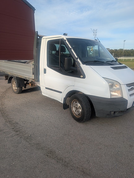 Ford Transit 2 of 8