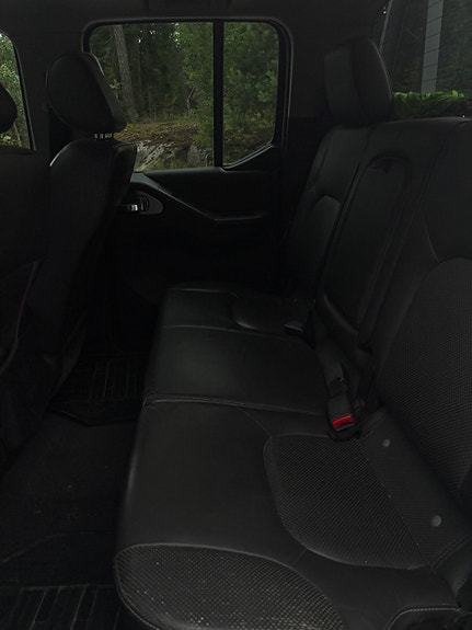 Nissan Navara 5 of 7