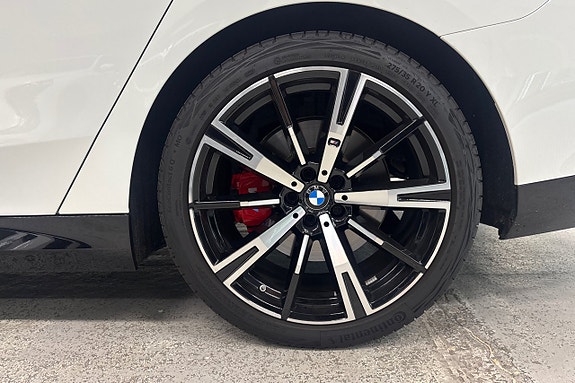 BMW 520d 16 of 19