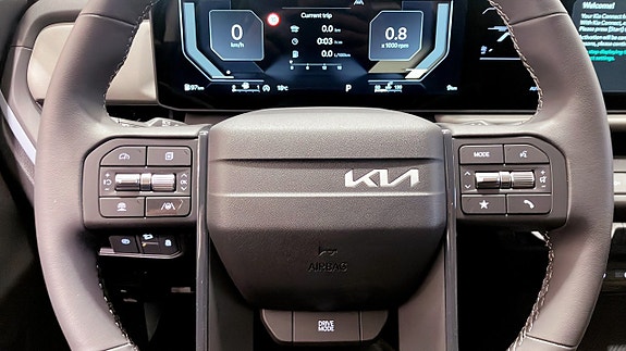 Kia Seltos 10 of 12