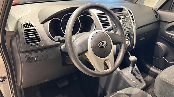 Kia Venga 8 of 20