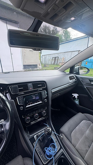 Volkswagen Golf VII 2 of 10