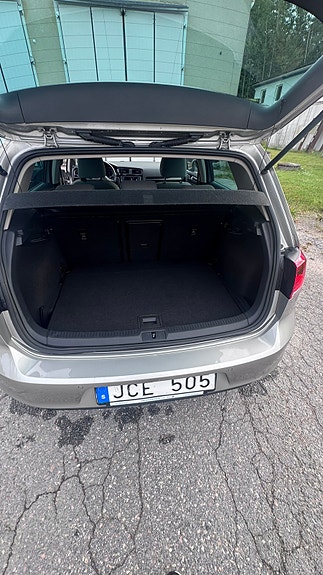 Volkswagen Golf VII 9 of 10