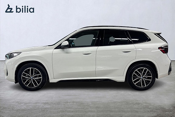 BMW X1 3 of 19