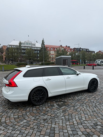 Volvo V90 4 of 7