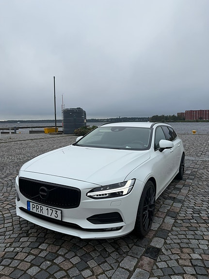Volvo V90 3 of 7