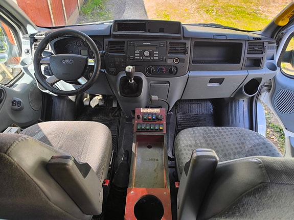 Ford Transit 5 of 12