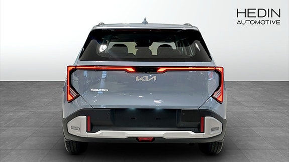 Kia Seltos 5 of 12