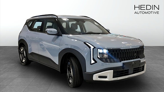 Kia Seltos 3 of 12