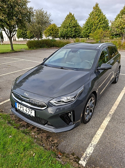Kia Ceed 2 of 8