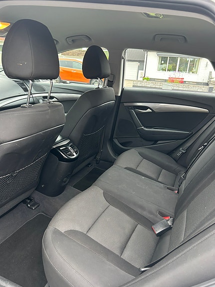 Hyundai i40 3 of 6