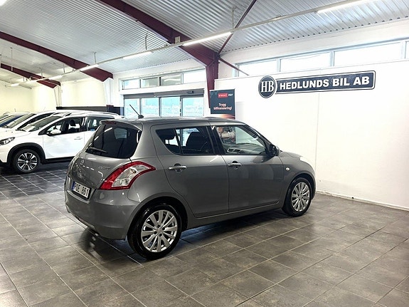 Suzuki Swift 12 of 18
