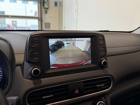 Hyundai Kona 16 of 19